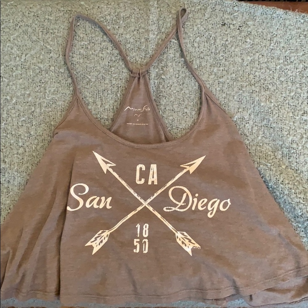 Crop top